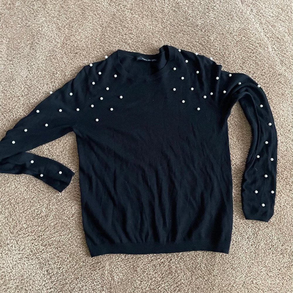 Zara Women's Black Sweater with Simulated pearls